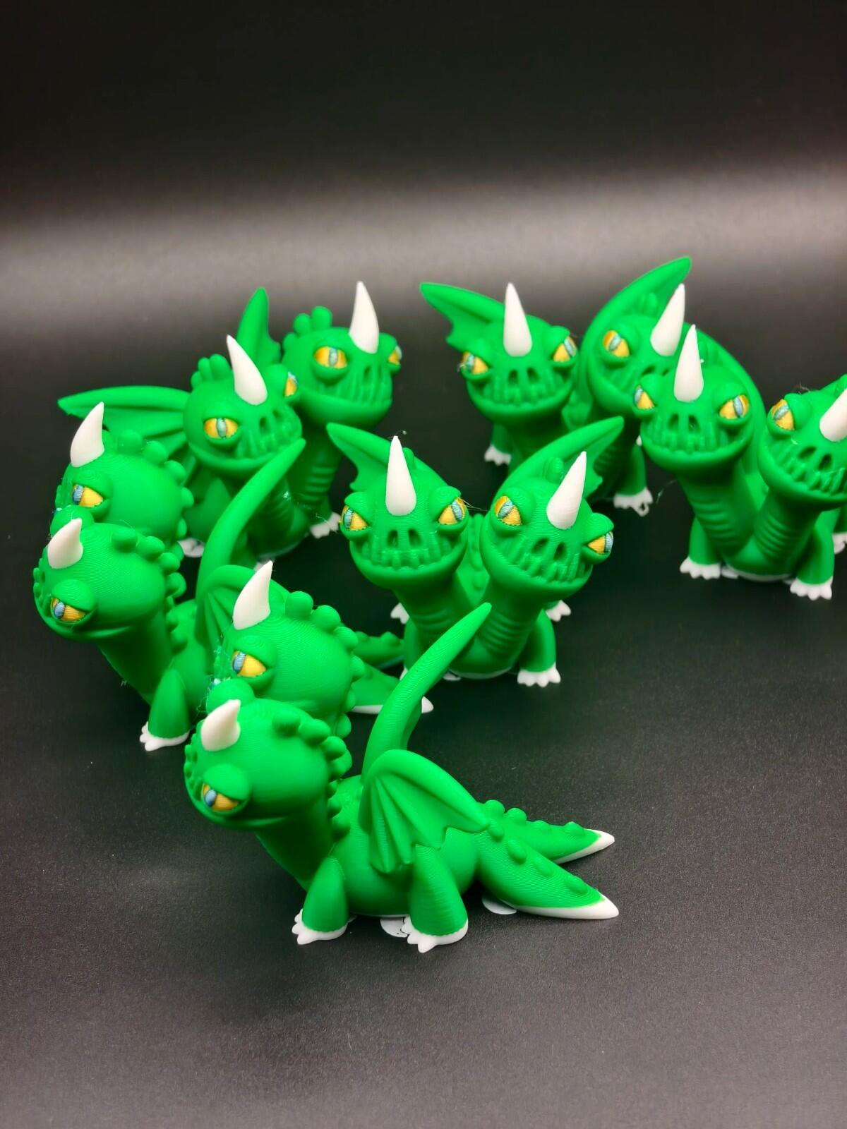 Chibi Two-Headed Dragon Figure | Cute Style | 3D Printed Desk Display