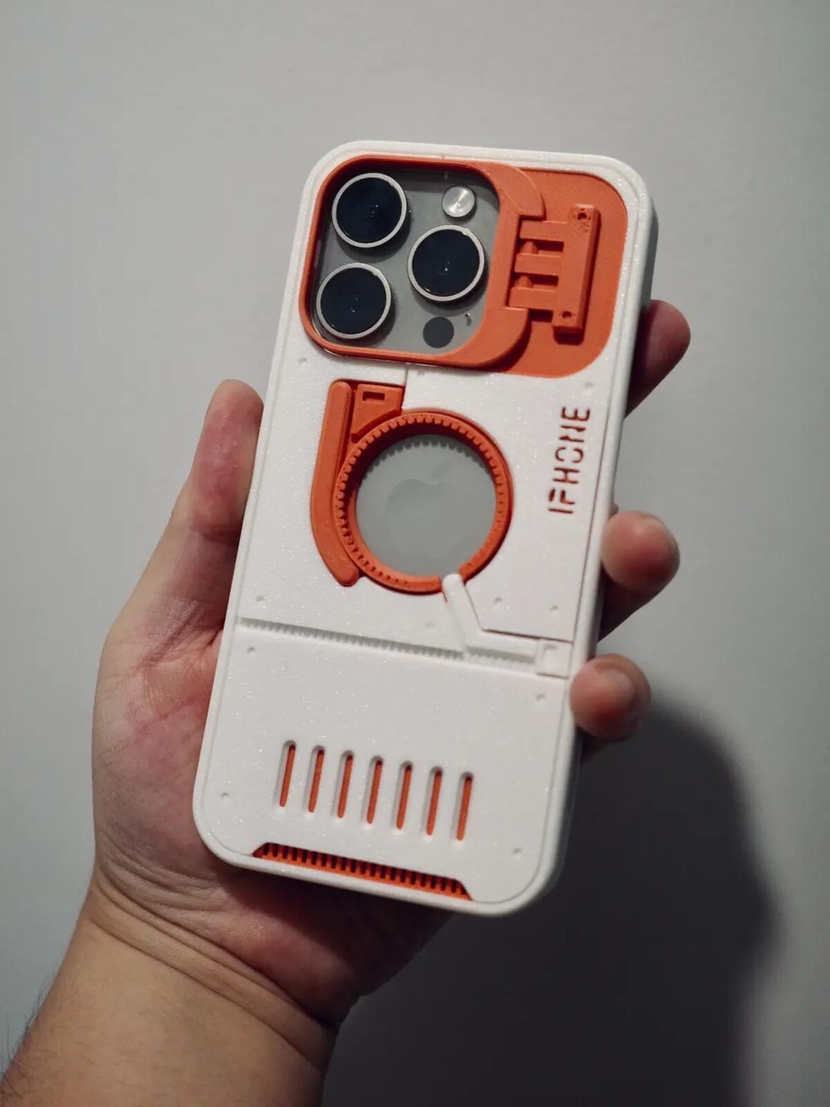 3D Printed iPhone Case – Compatible with iPhone 14 Pro / 15 Pro / 16 Pro