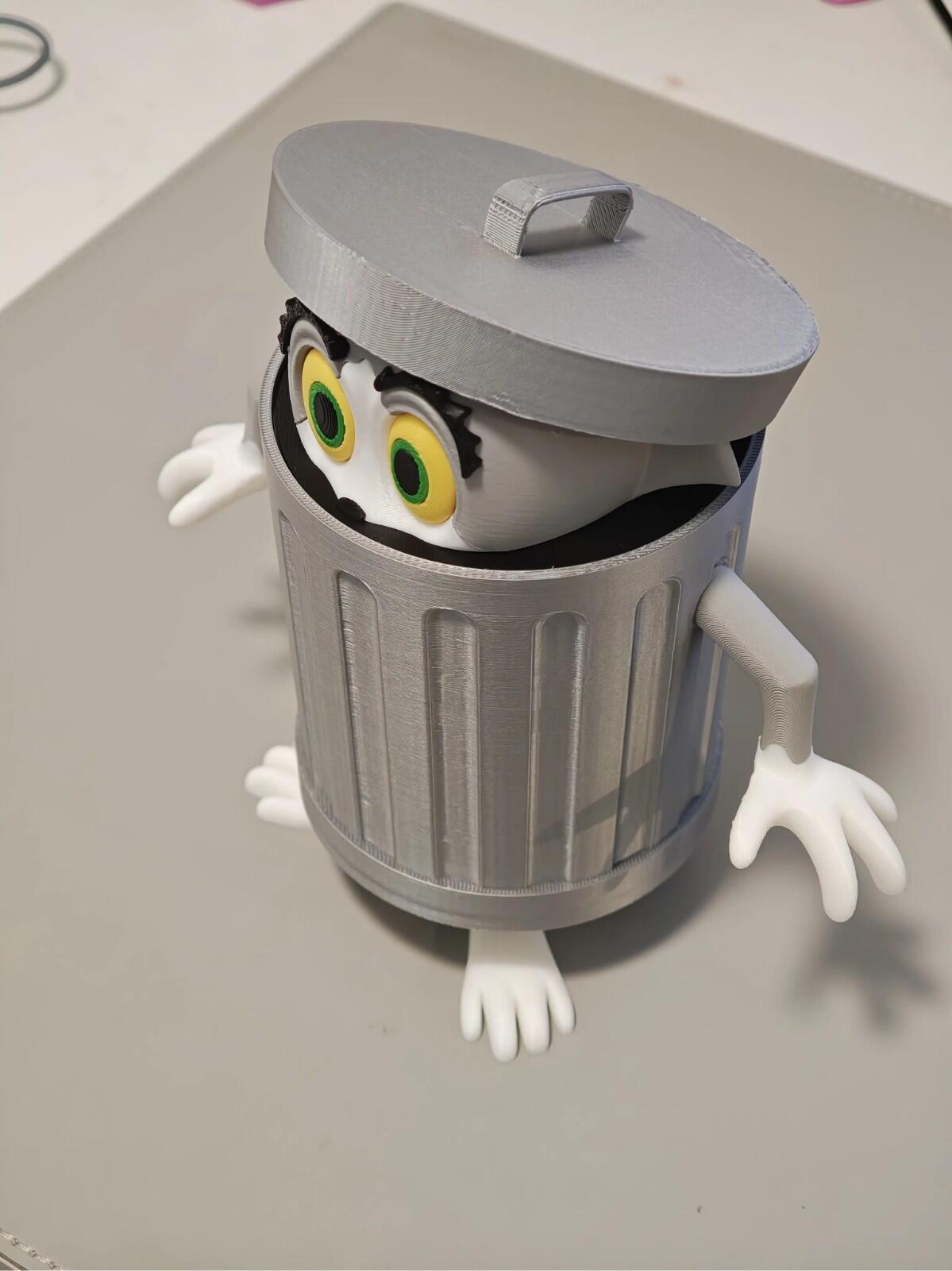 3D Printed Mini Trash Can – Cat & Mouse Design | Funny Desk Organizer | Cute Gar