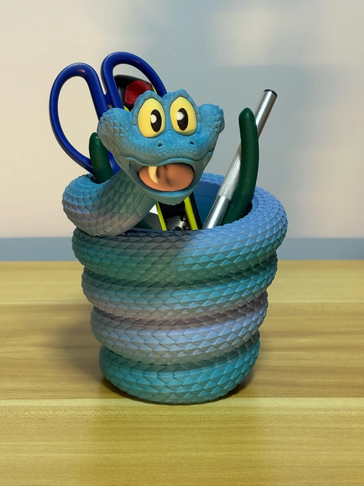 Gary Snake – Zootopia-Inspired Figure | Modular Pen Holder & Popcorn Bucket | 3D