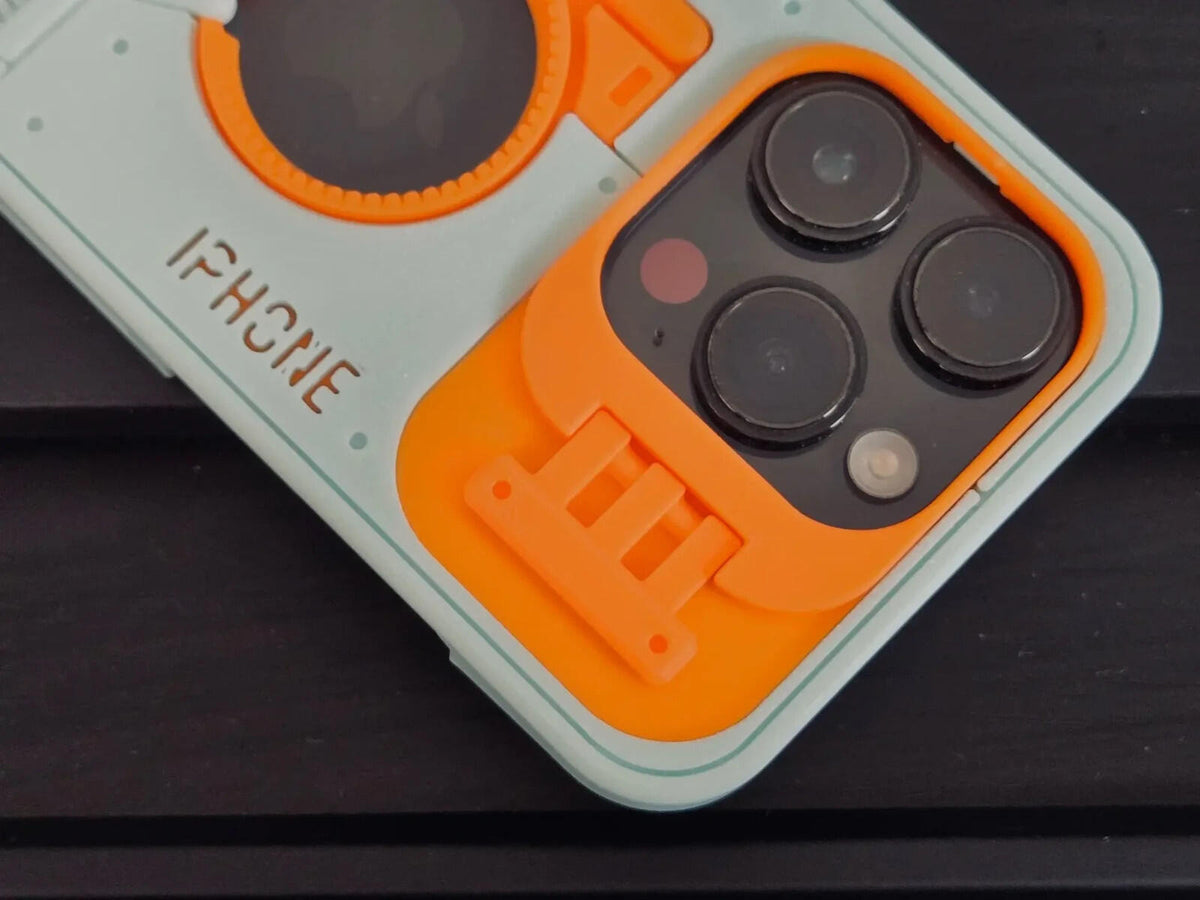 3D Printed iPhone Case – Compatible with iPhone 14 Pro / 15 Pro / 16 Pro