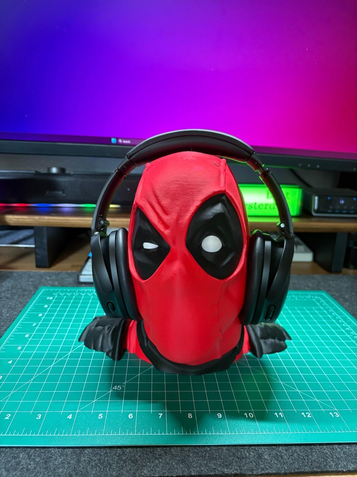 Deadpool Head Headphones Stand | Unique 3D Printed Headset Holder | Marvel