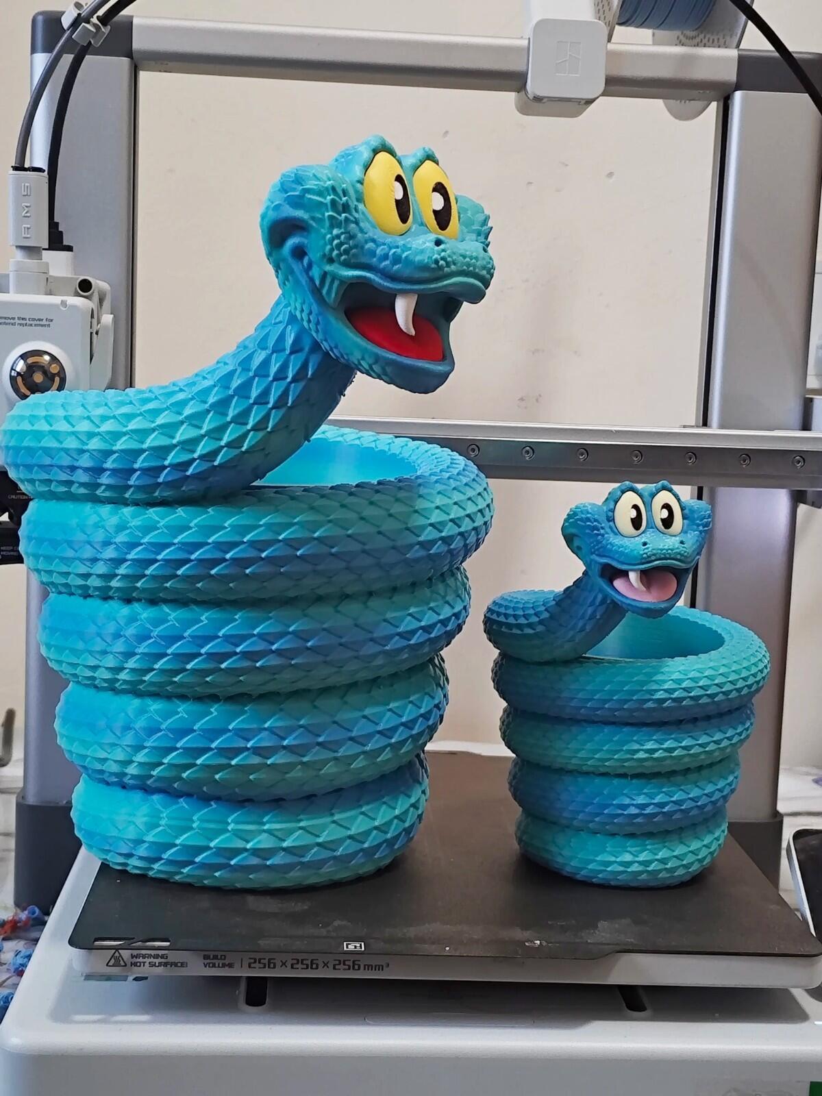 Gary Snake – Zootopia-Inspired Figure | Modular Pen Holder & Popcorn Bucket | 3D